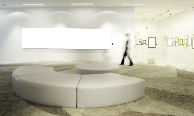 This photo shows the inside of an art gallery.
