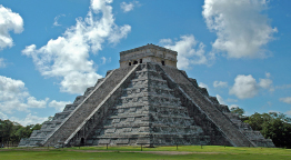 This photo collage shows ancient pyramids including Aztec and Xochicalco ruins.