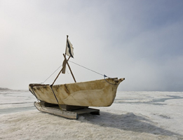 This is an image of an umiak. 