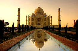 This is a photograph of the Taj Mahal.